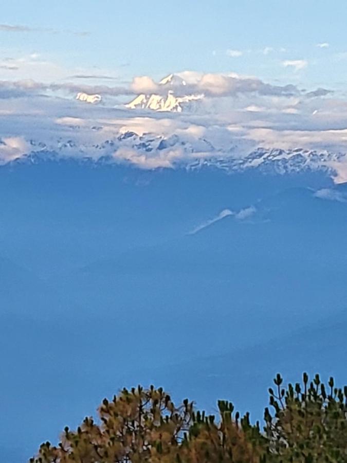 Naldum Village Resort By The Edge Nagarkot Kültér fotó